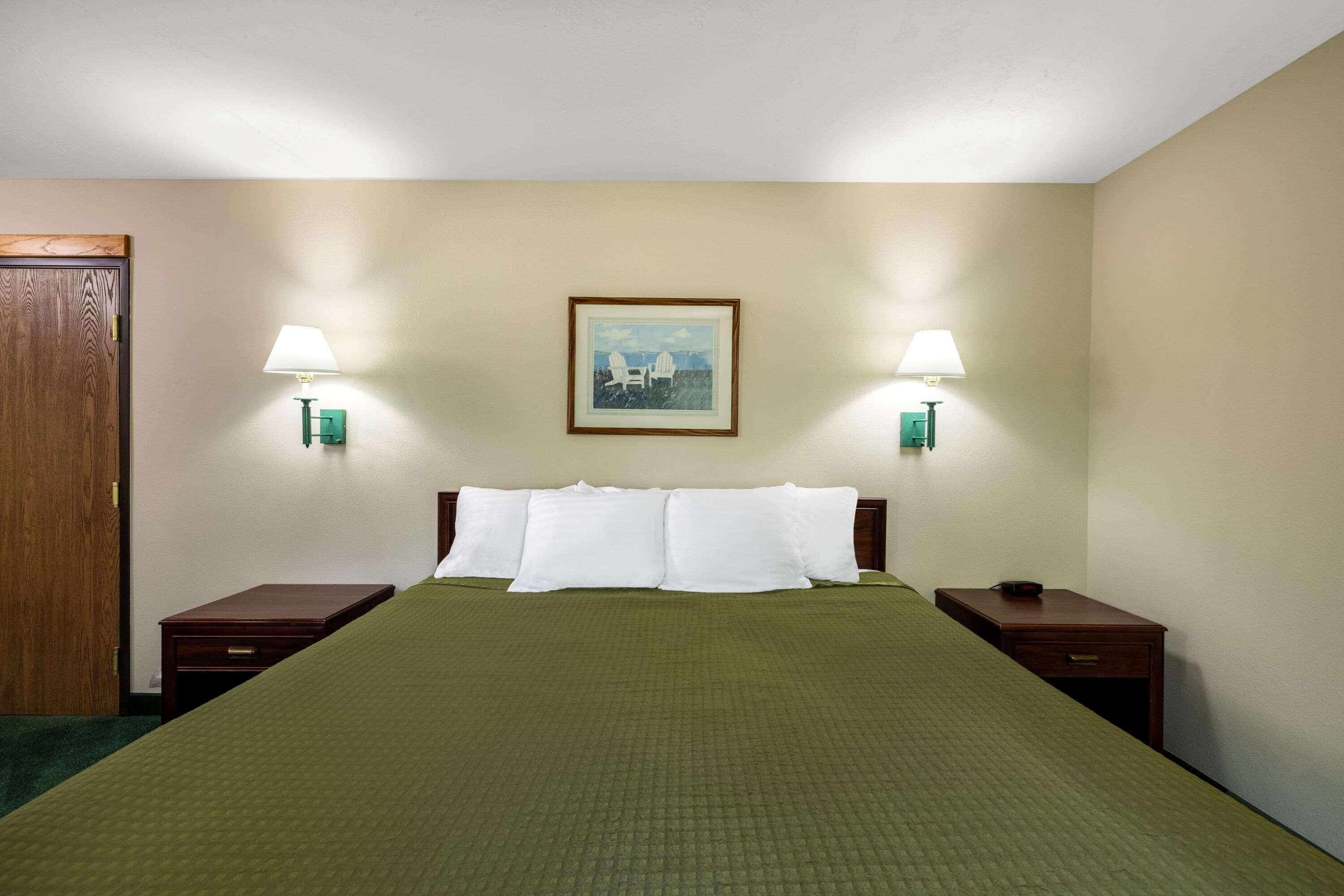 Travelodge By Wyndham Spirit Lake/Okoboji Exterior foto